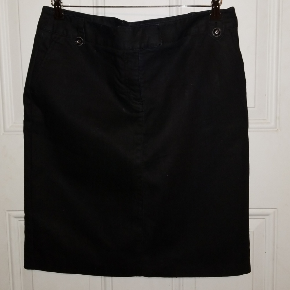 Apostrophe Black Cotton Knee Length Skirt